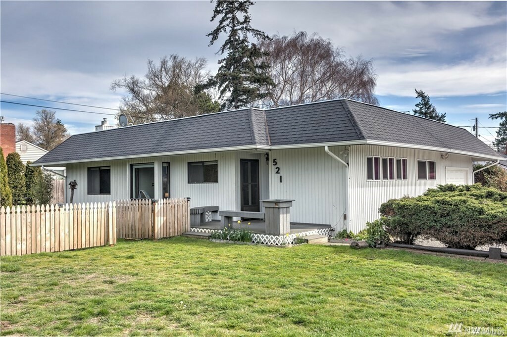 521 SE 5th Ave  Oak Harbor WA 98277 photo