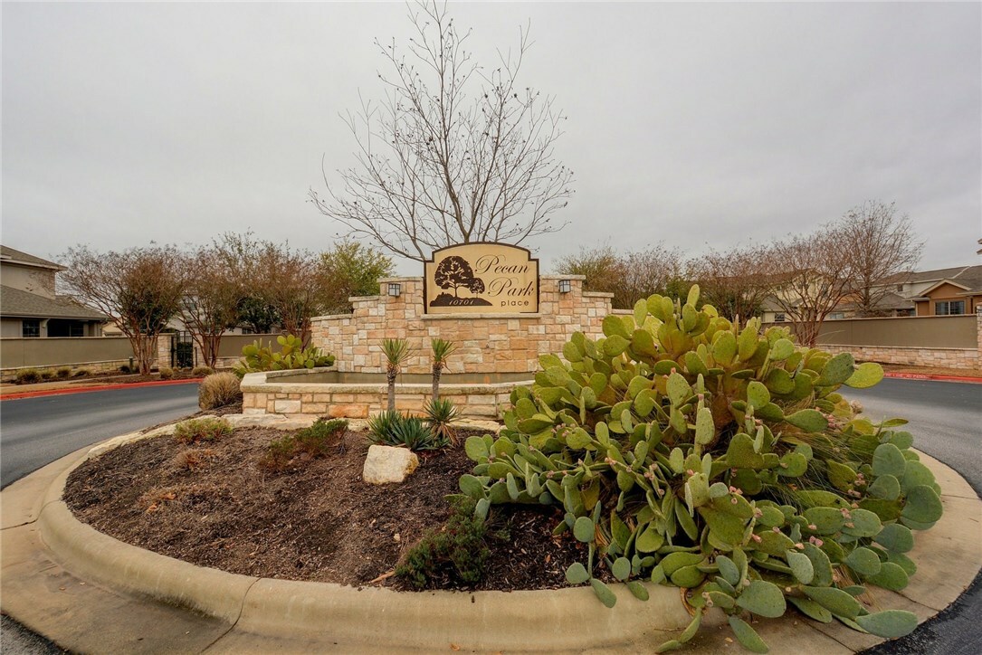 Property Photo:  12500 Piper Court  TX 78750 