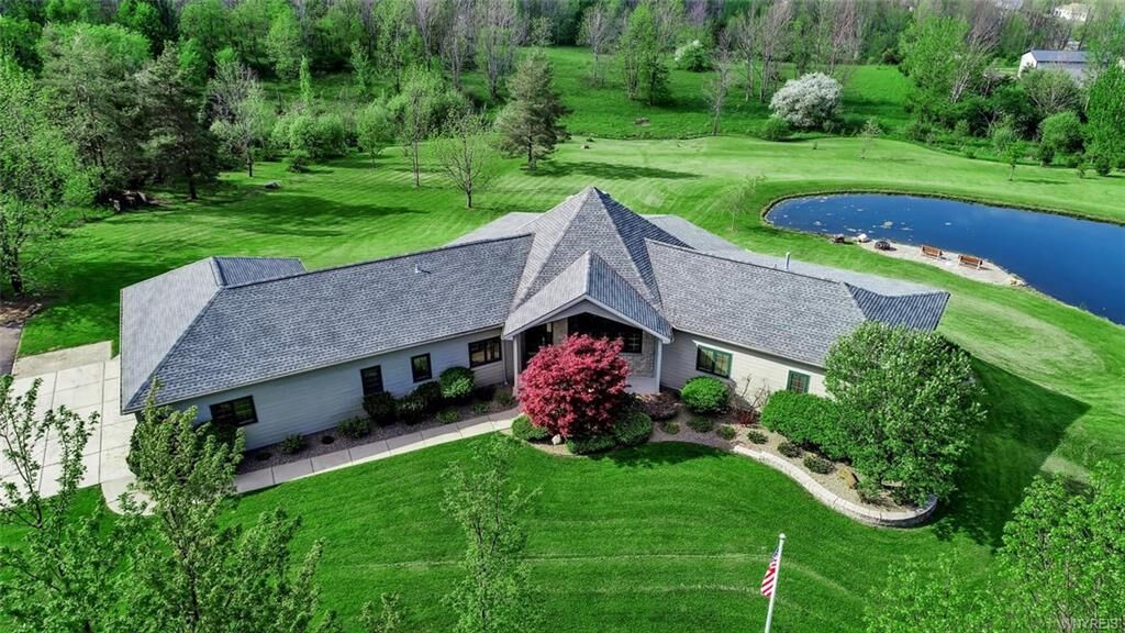 Property Photo: 10962 Holland Glenwood Road NY 14080