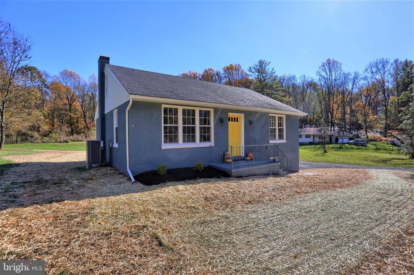 Property Photo: 1151 Manor Road PA 19320