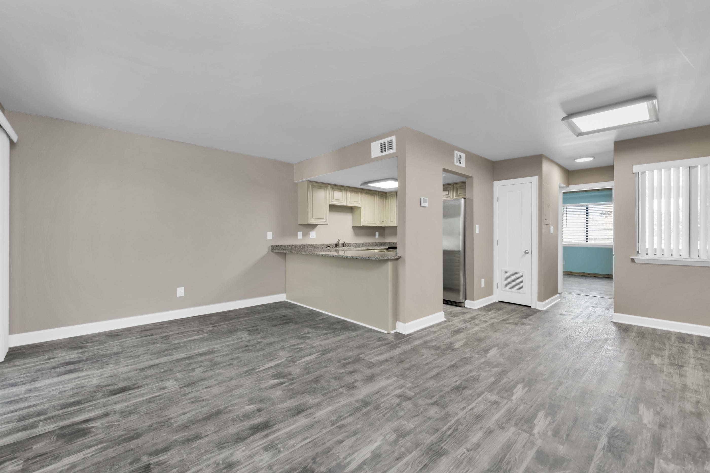 Property Photo:  308 SW Miracle Strip Parkway Unit 8D  FL 32548 