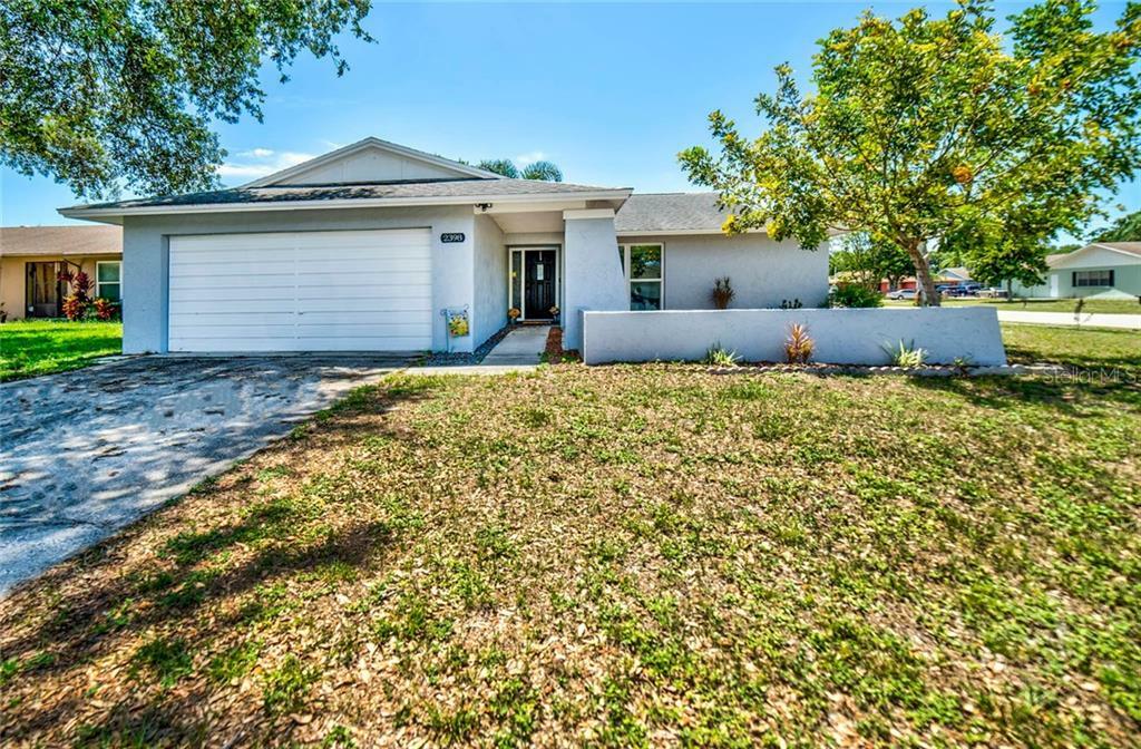 Property Photo:  2398 Timbercrest Circle W  FL 33763 