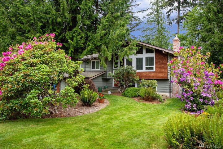 23004  102nd Place W  Edmonds WA 98020 photo