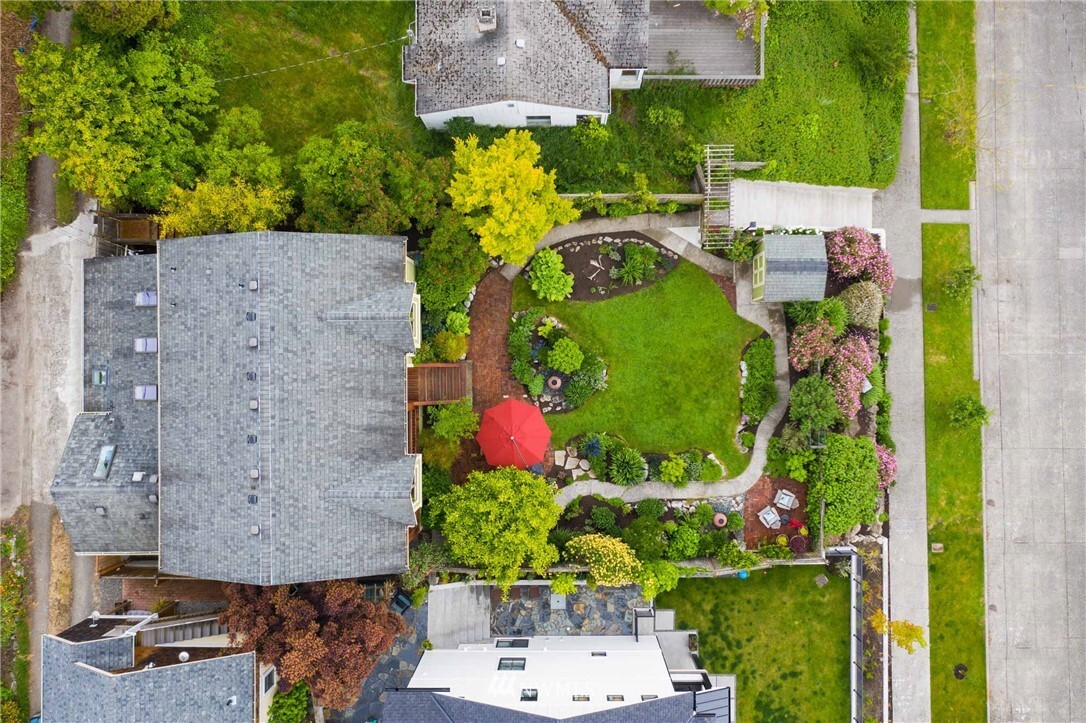 Property Photo: 4320 Baker Avenue NW WA 98107