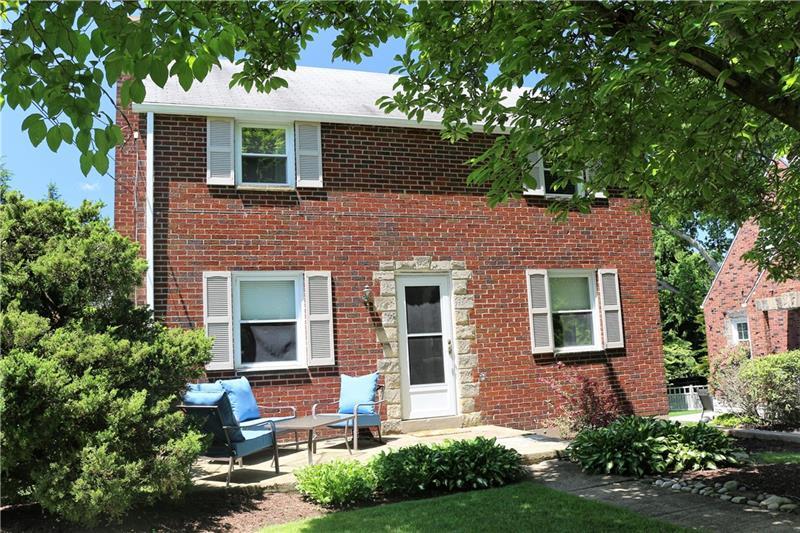Property Photo: 2613 Sherwood Road PA 15116