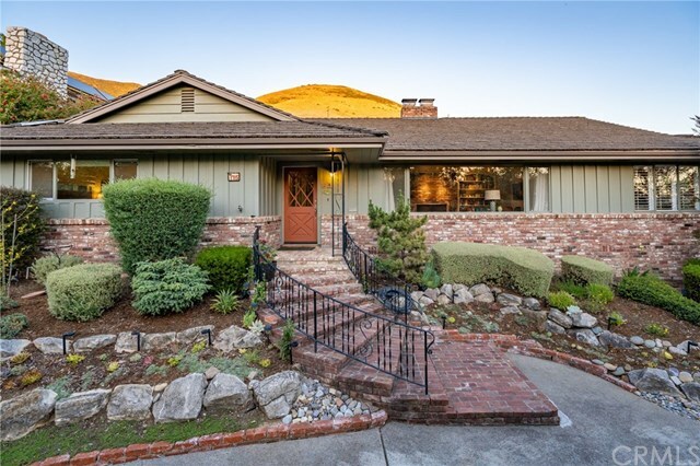 Property Photo:  1715 Alta Street  CA 93401 