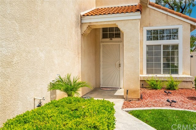 Property Photo:  32012 Calle Espinosa  CA 92592 