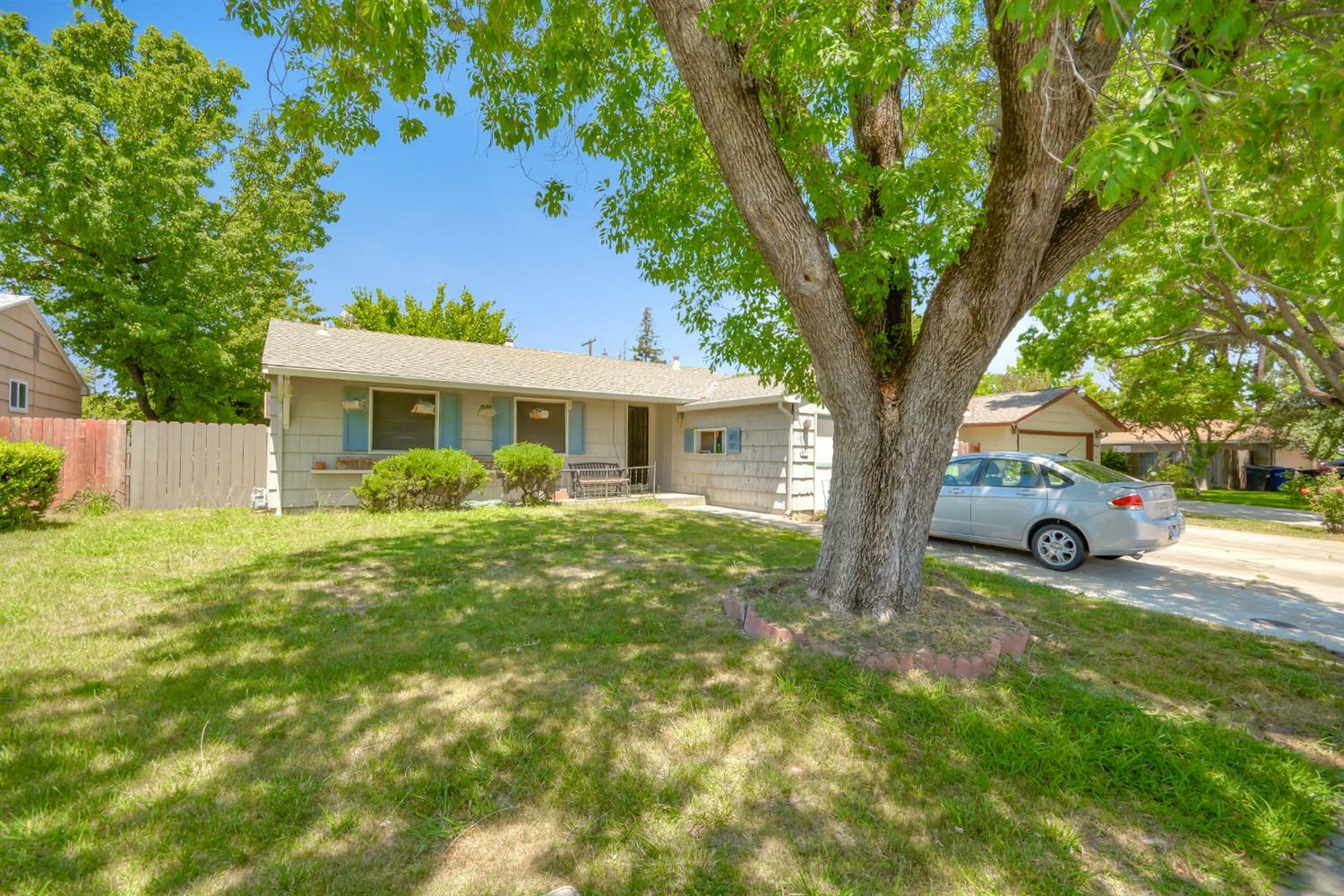 Property Photo:  4431 Bouts Parkway  CA 95823 