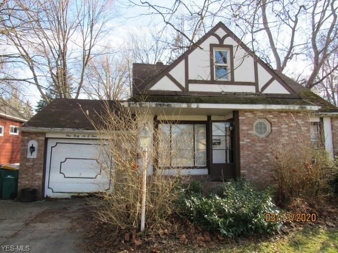 Property Photo:  14604 Summit Avenue  OH 44137 