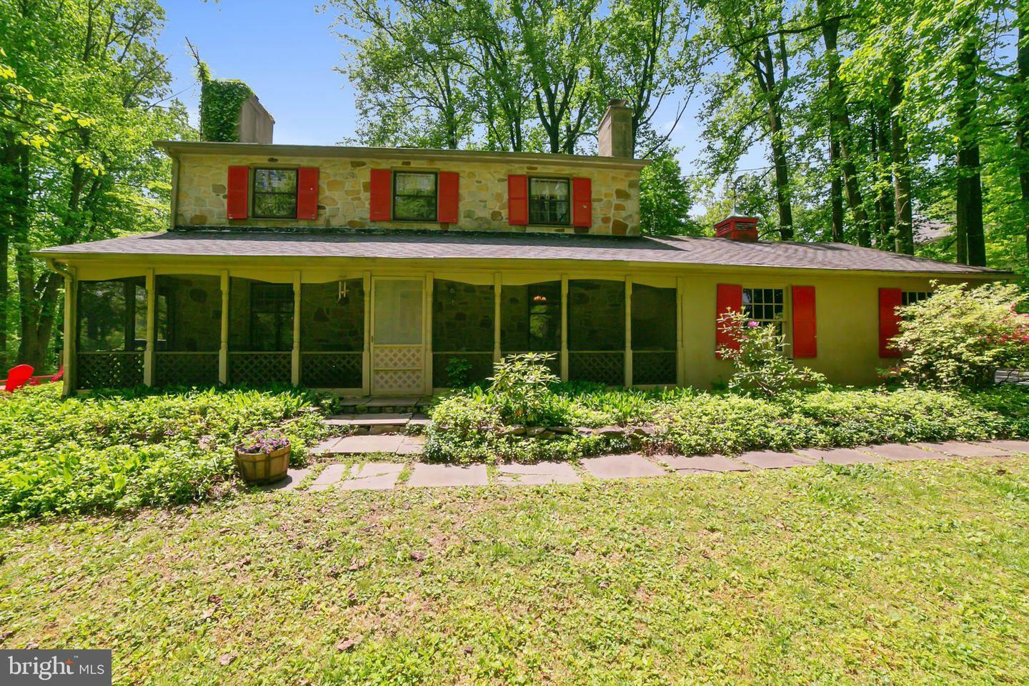 Property Photo:  515 Country Club Road  PA 19460 