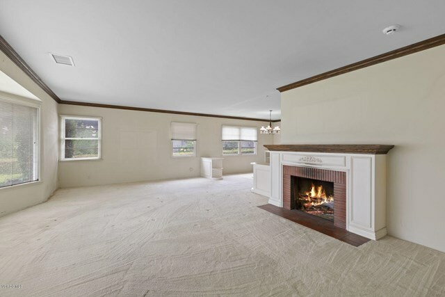 Property Photo:  558 W Beverly Drive  CA 93030 