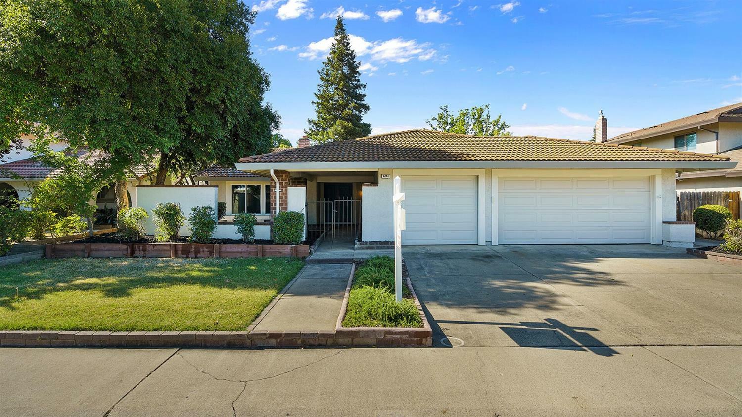 Property Photo:  9284 Emerald Vista Drive  CA 95624 