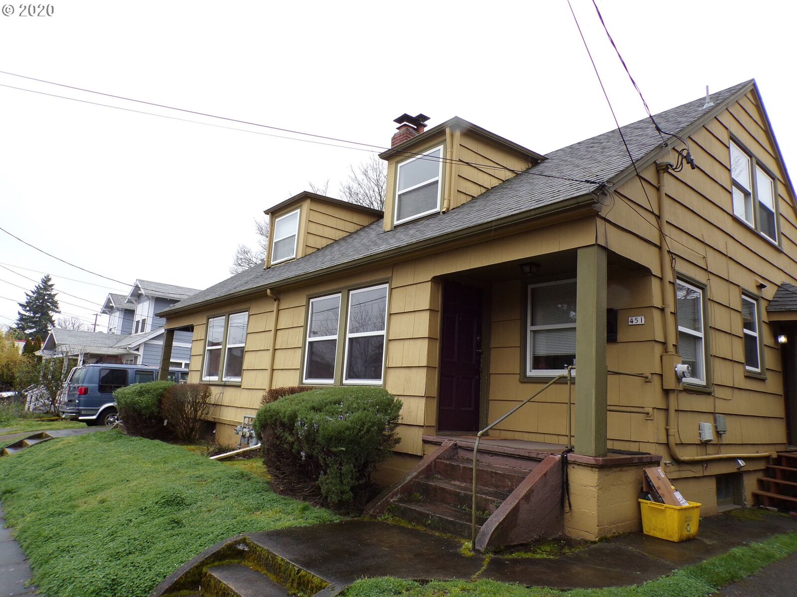 Property Photo:  441 NE Sumner St  OR 97211 
