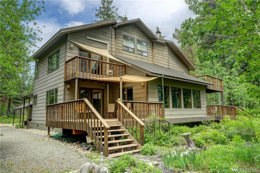 Property Photo:  706 B Lost River Rd  WA 98833 