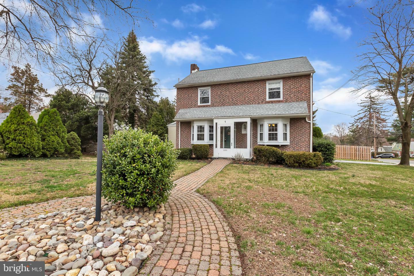 Property Photo: 1 Arbor Lea Road PA 19050