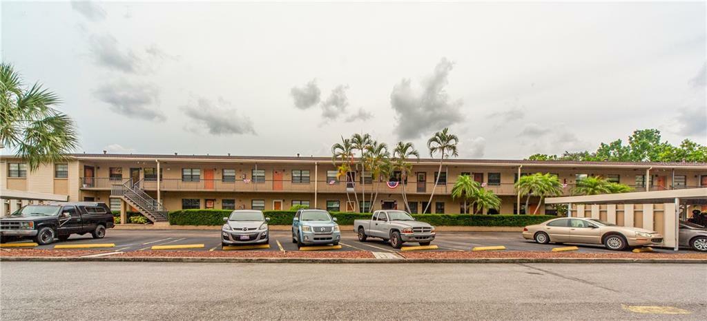 Property Photo:  5925 Terrace Park Dr N 208  FL 33709 