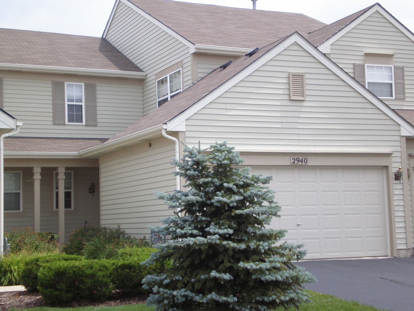 Property Photo:  2940 Rutland Circle  IL 60564 