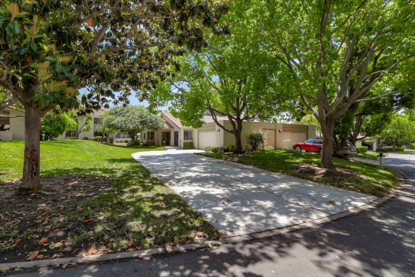 Property Photo:  8389 Riesling Way  CA 95135 