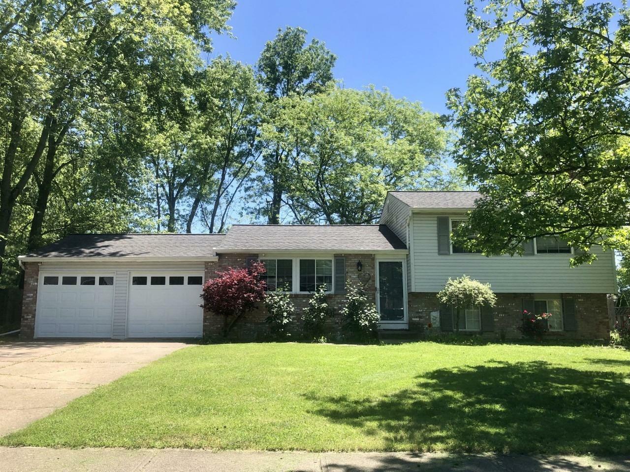 Property Photo: 812 Debra Ln OH 45140