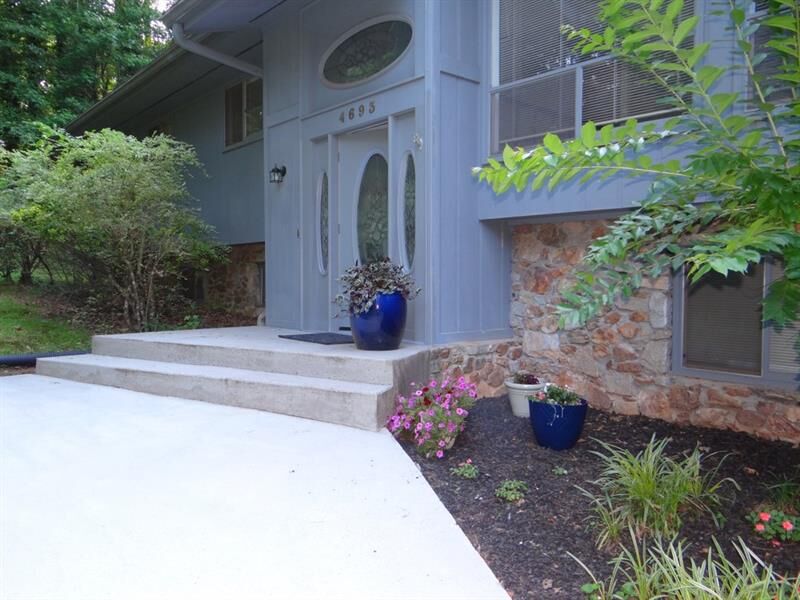 Property Photo: 4693 Rivercliff Drive SW GA 30047