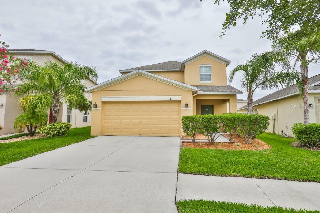 Property Photo:  1305 Pasadena Bloom Lane  FL 33570 