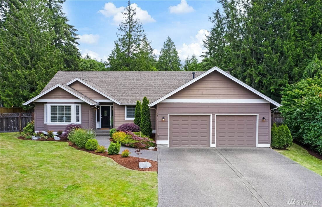 Property Photo:  4611 Bear Creek Lane  WA 98335 