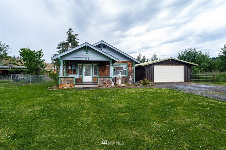 Property Photo: 103 SE Campbell Avenue WA 98596