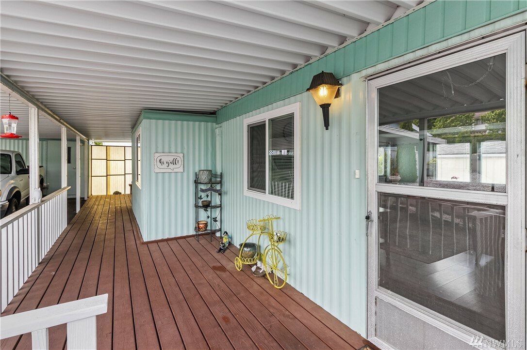 Property Photo: 1200 Lincoln St 153 WA 98229