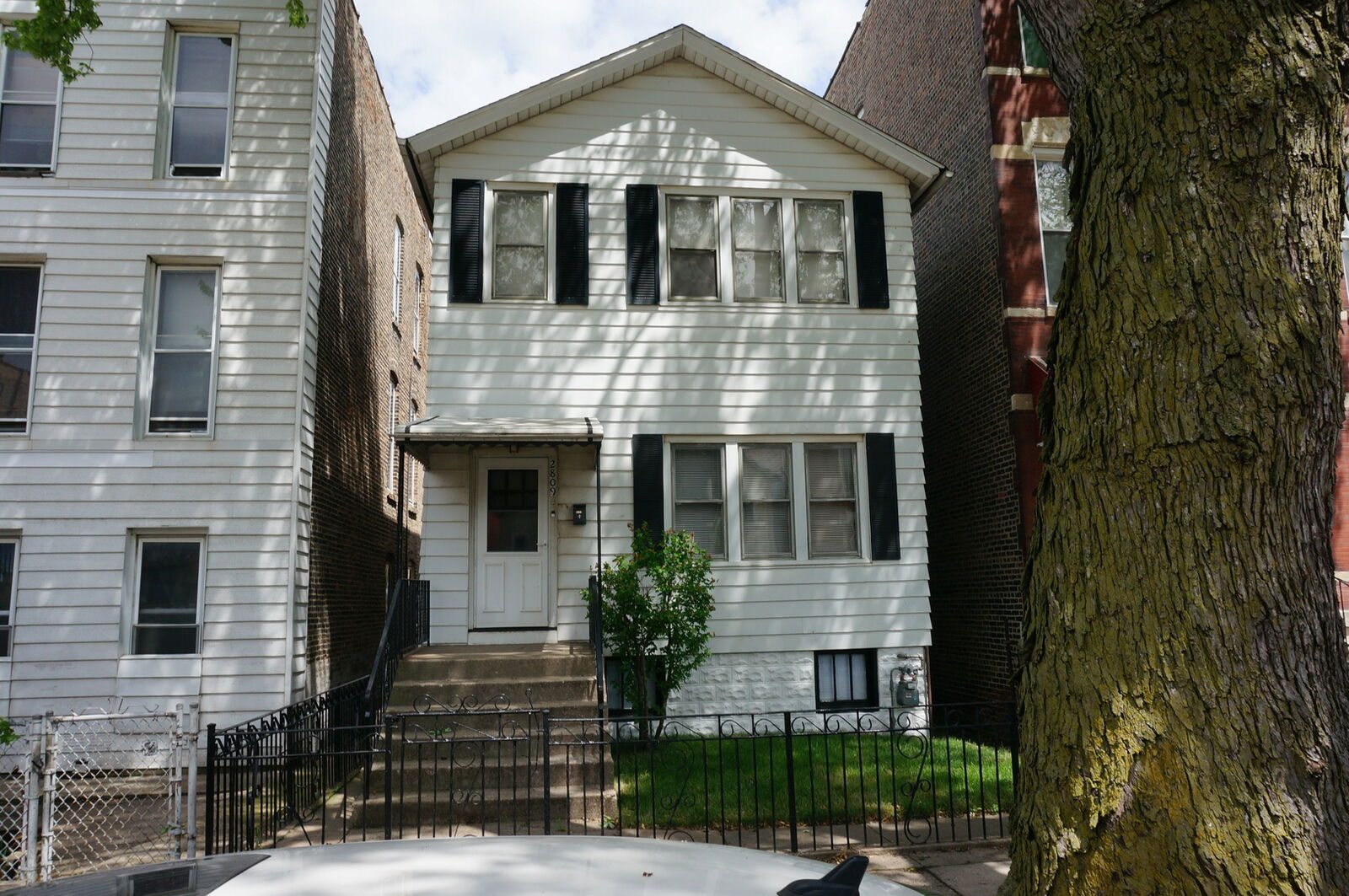 Property Photo: 2809 South Wells Street IL 60616