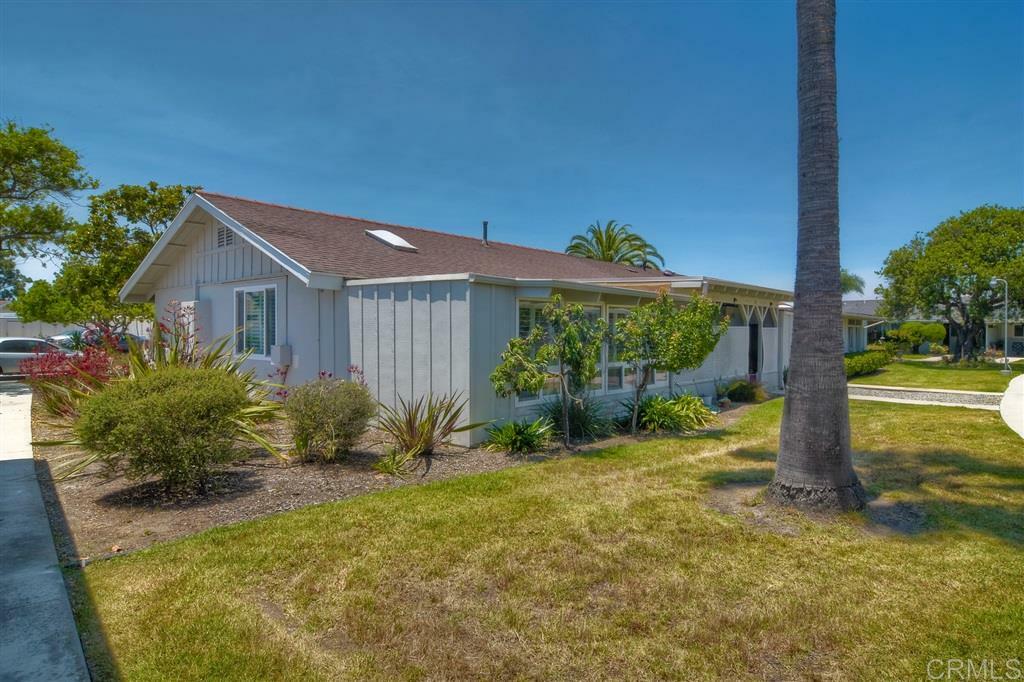 Property Photo: 3685 Vista Campana N 61 CA 92057