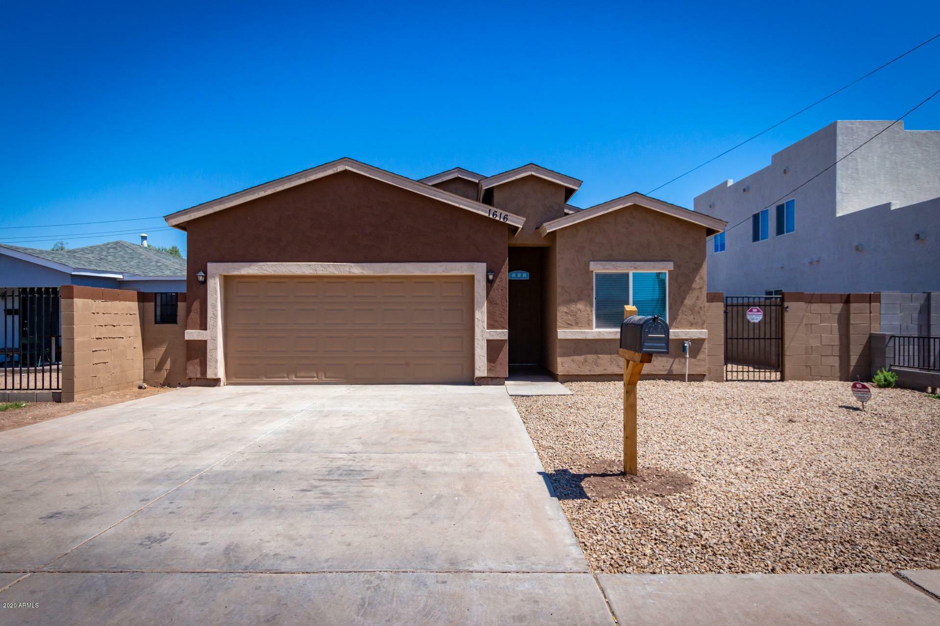 Property Photo:  1616 W Papago Street  AZ 85007 