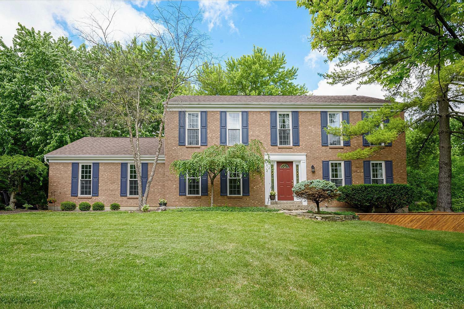 Property Photo:  7905 Woodside Ct  OH 45039 