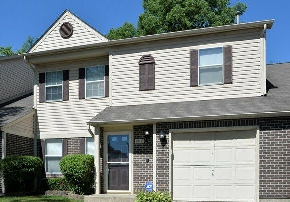 Property Photo: 404 Ballard Drive 404 IL 60102