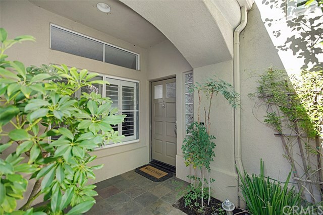 Property Photo: 31 Calle Del Norte CA 92688