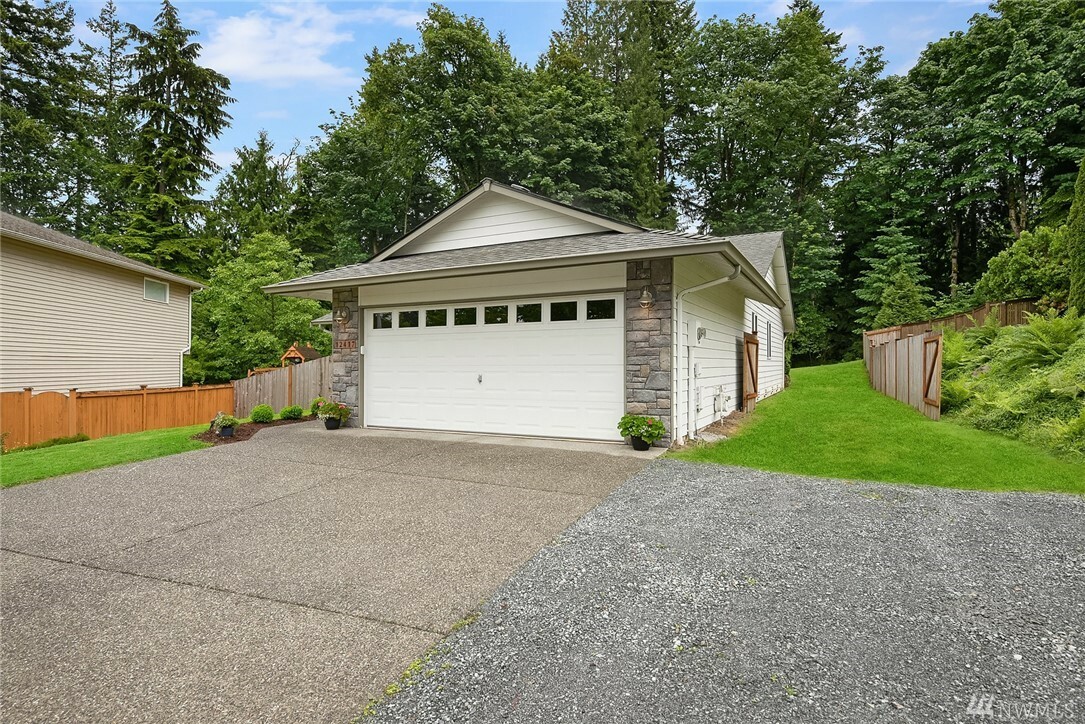 Property Photo:  12417 58th Dr SE  WA 98296 