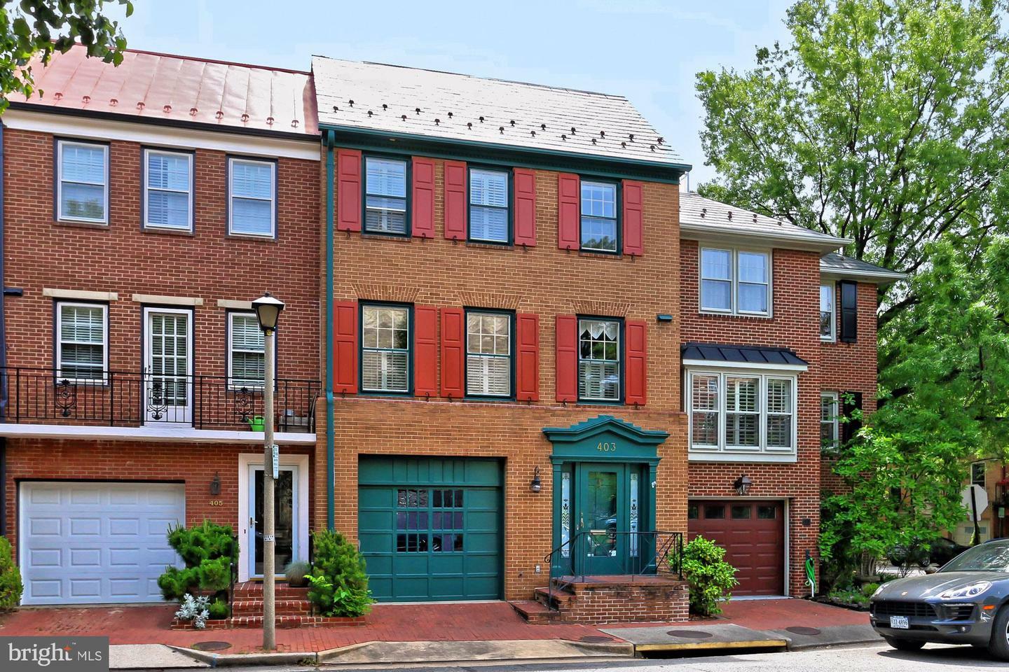 Property Photo:  403 N Lee Street  VA 22314 