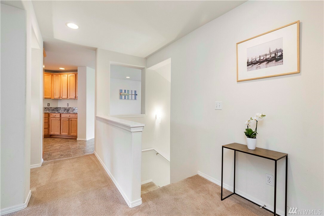 Property Photo: 8508 Main St B202 WA 98026