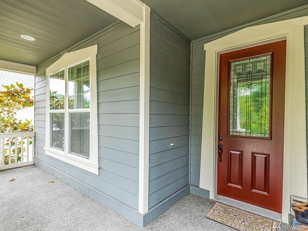 Property Photo:  5111 NE 25th St  WA 98059 