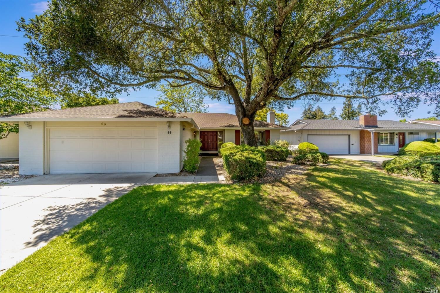 Property Photo: 86 Oak Island Place CA 95409