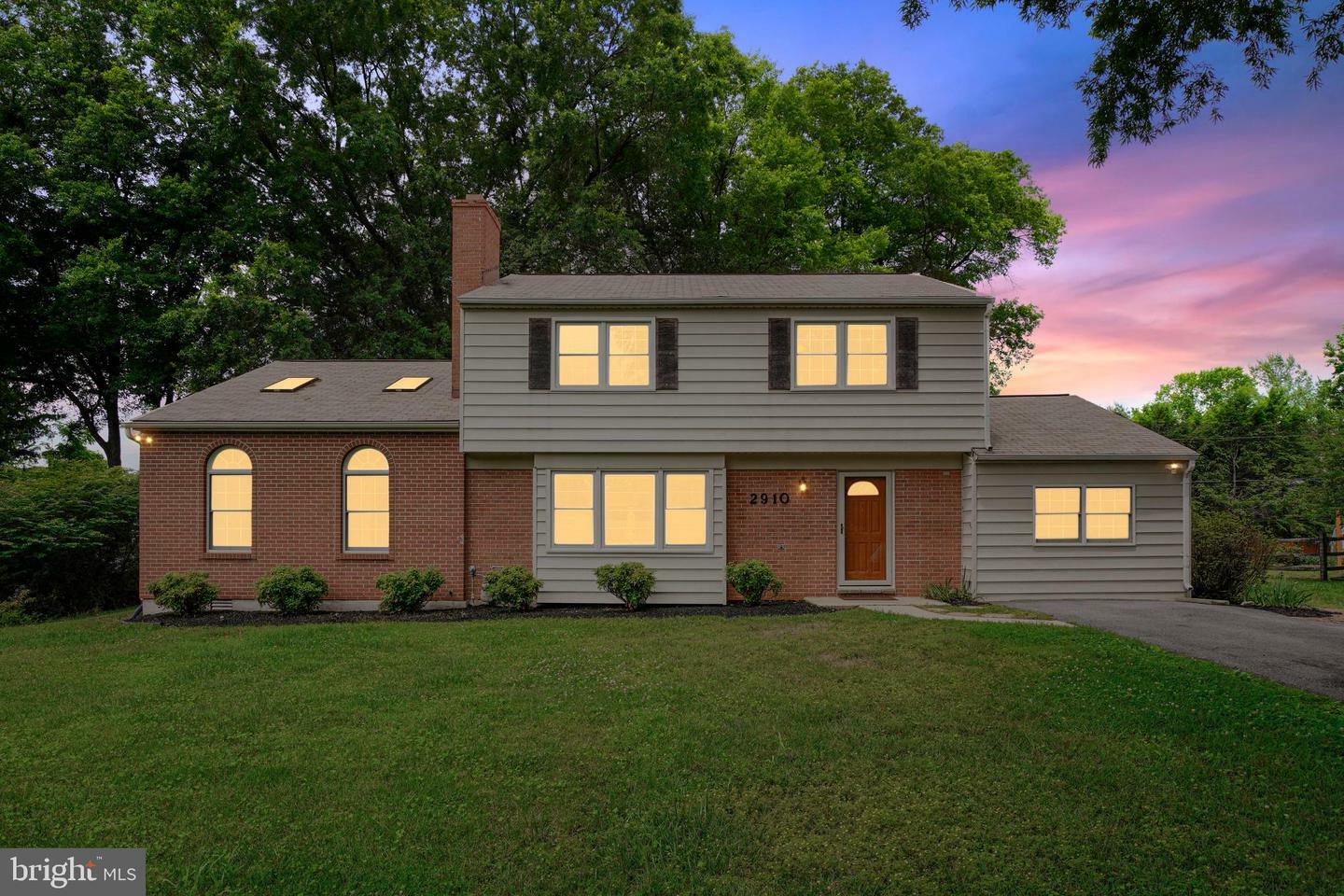 Property Photo:  2910 Greenway Drive  MD 21042 