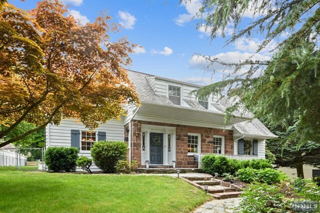 Property Photo:  150 Rock Road  NJ 07506 