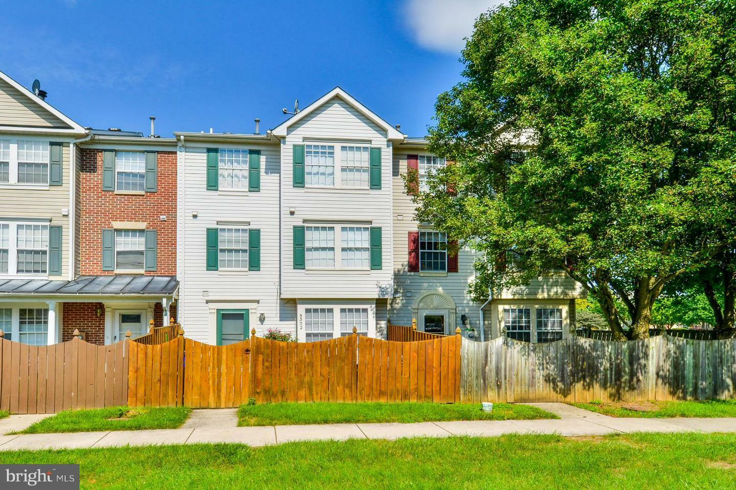 Property Photo: 5302 Regal Court MD 21703