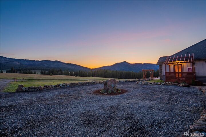 Property Photo: 830 Mountain Creek Drive WA 98922