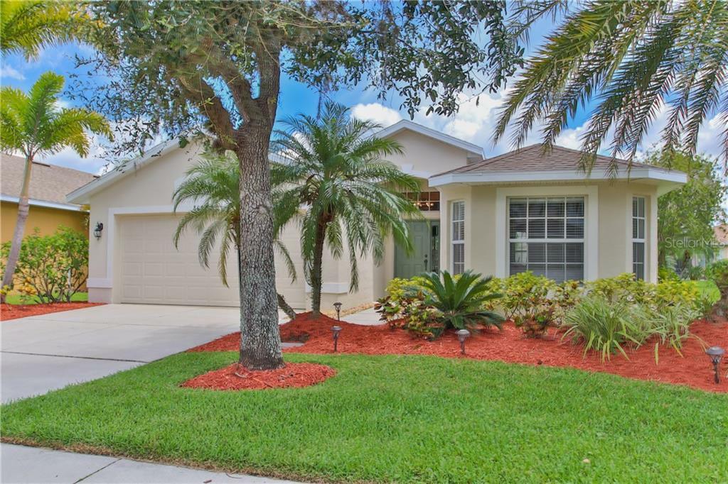 Property Photo:  8027 Haven Harbour Way  FL 34212 