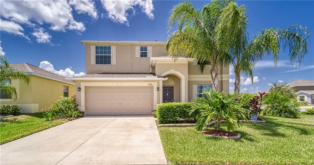 Property Photo:  2429 Dovesong Trace Drive  FL 33570 