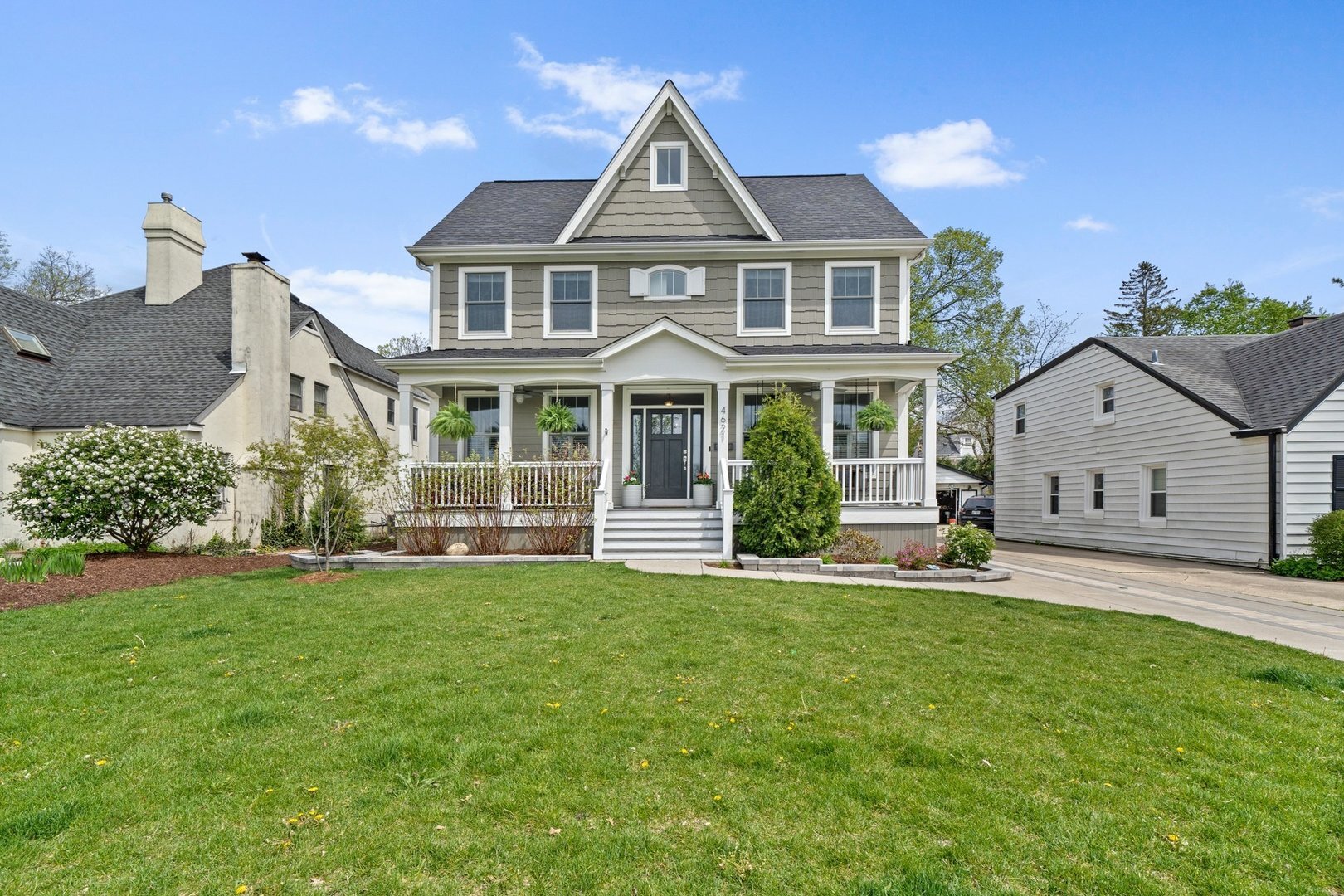 Property Photo: 4621 Central Avenue IL 60558