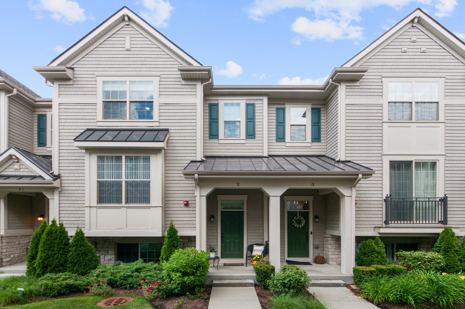 Property Photo: 297 South Northwest Highway 2 IL 60068