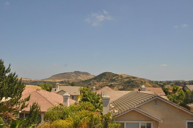 Property Photo:  1915 Seabreeze Street  CA 91320 