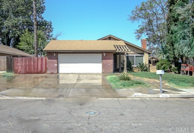 Property Photo:  2828 Darwin Drive  CA 92504 