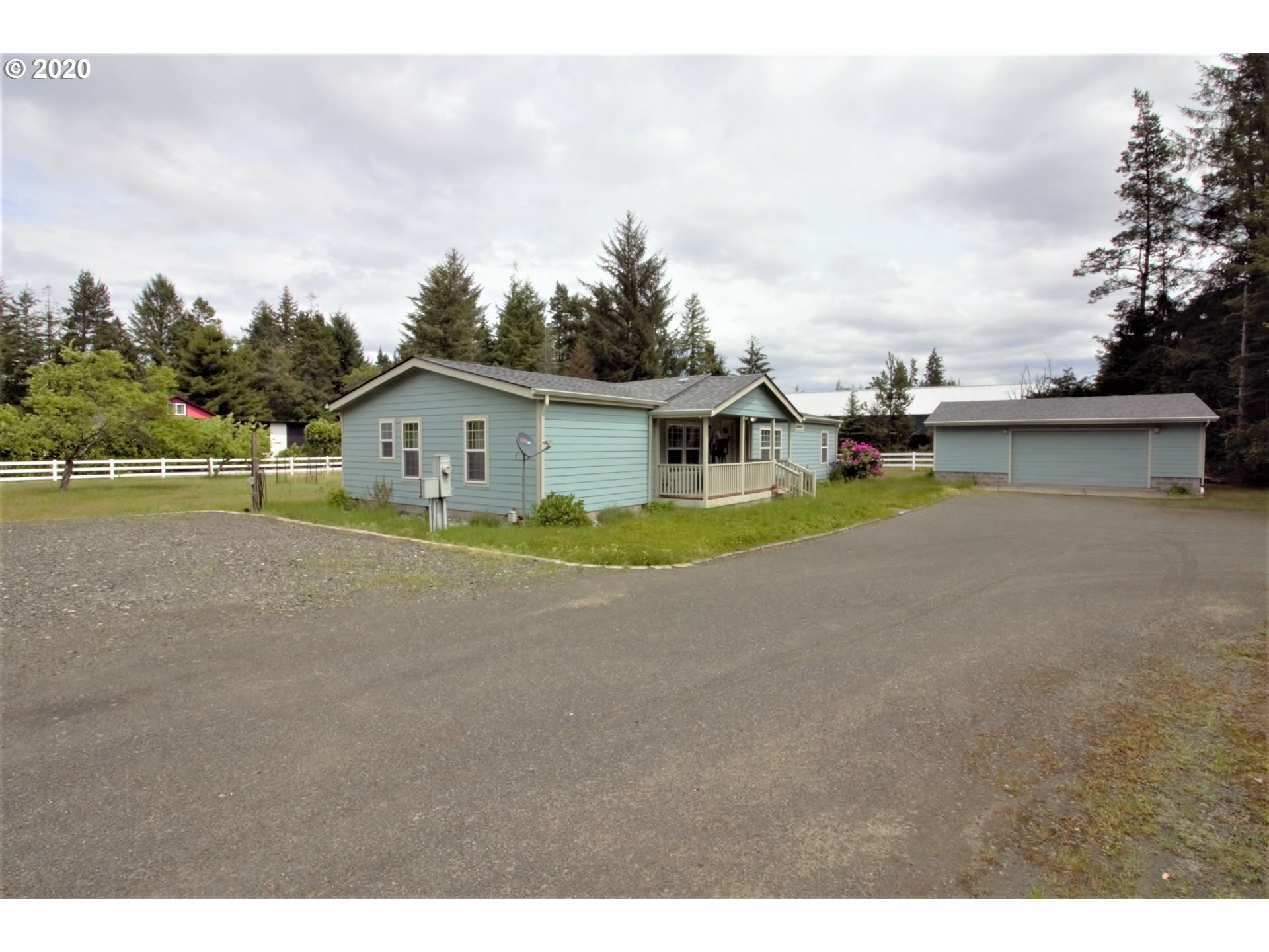 Property Photo:  69323 Wildwood Rd  OR 97459 